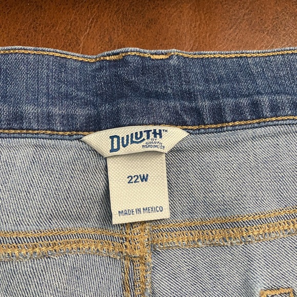 Duluth Jean shorts size 22W - Picture 2 of 2